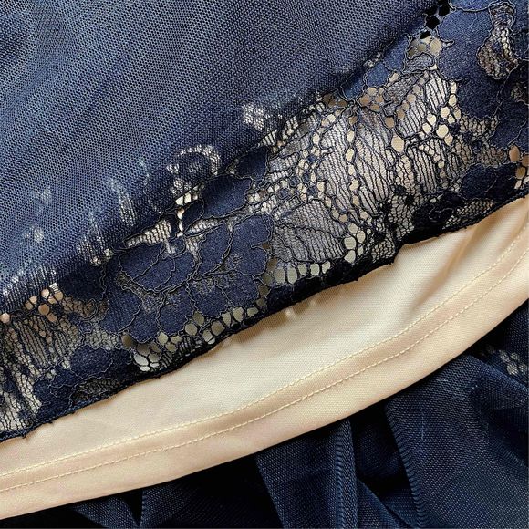 Forever 21 Black & Nude Layered Midi Skirt - Picture 5 of 7